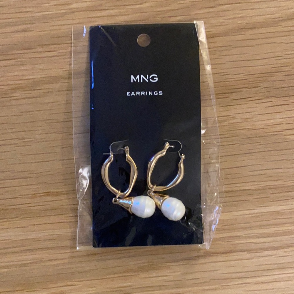 Pearl Earrings